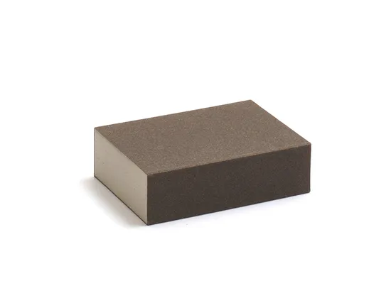 4-seitig beschichteter 100 x 70 x 25 mm großer Nass- und Trocken-Schleifschwammblock aus Aluminiumoxid